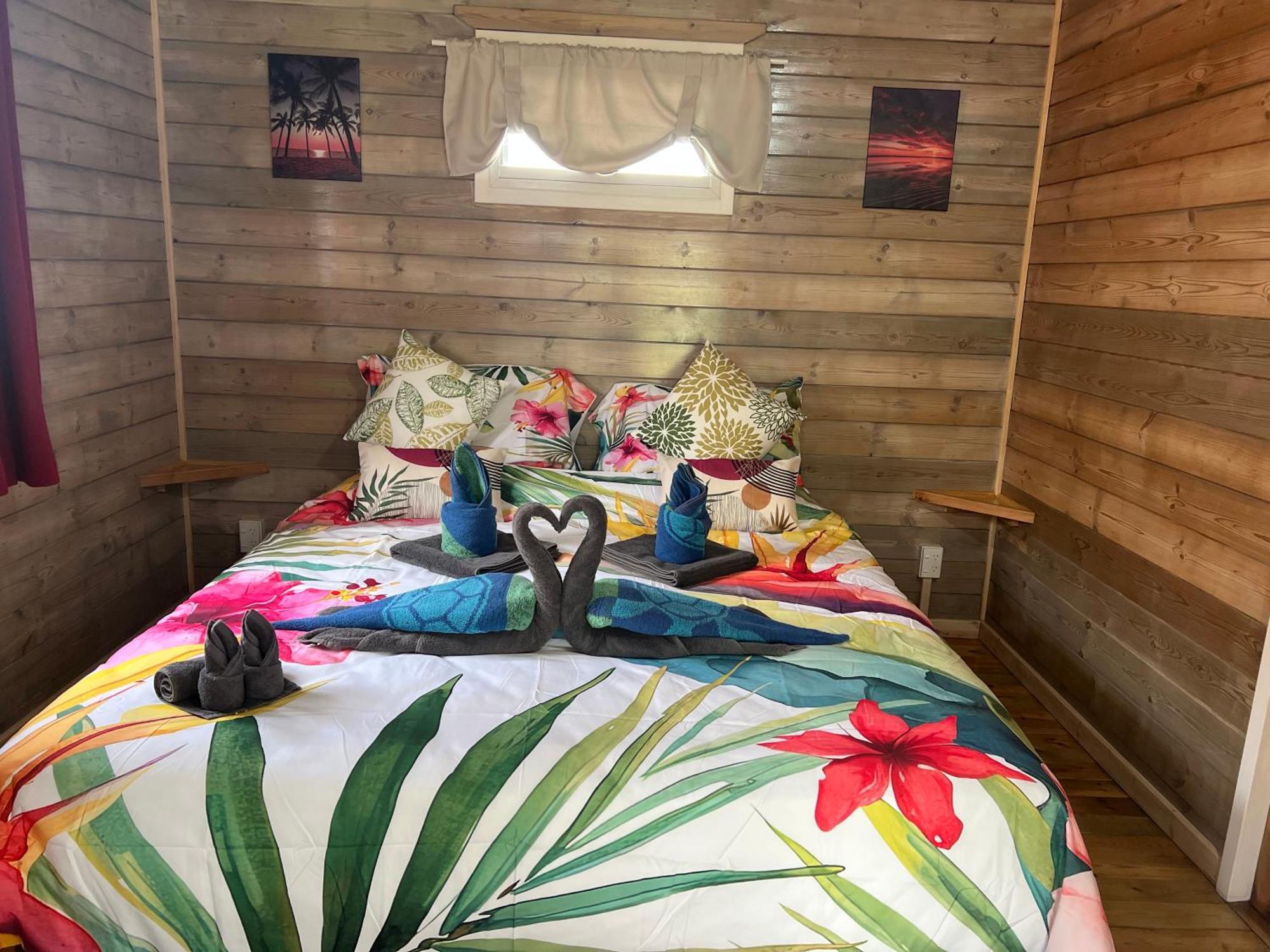 Red Hibiscus Villas Rarotonga Exterior photo